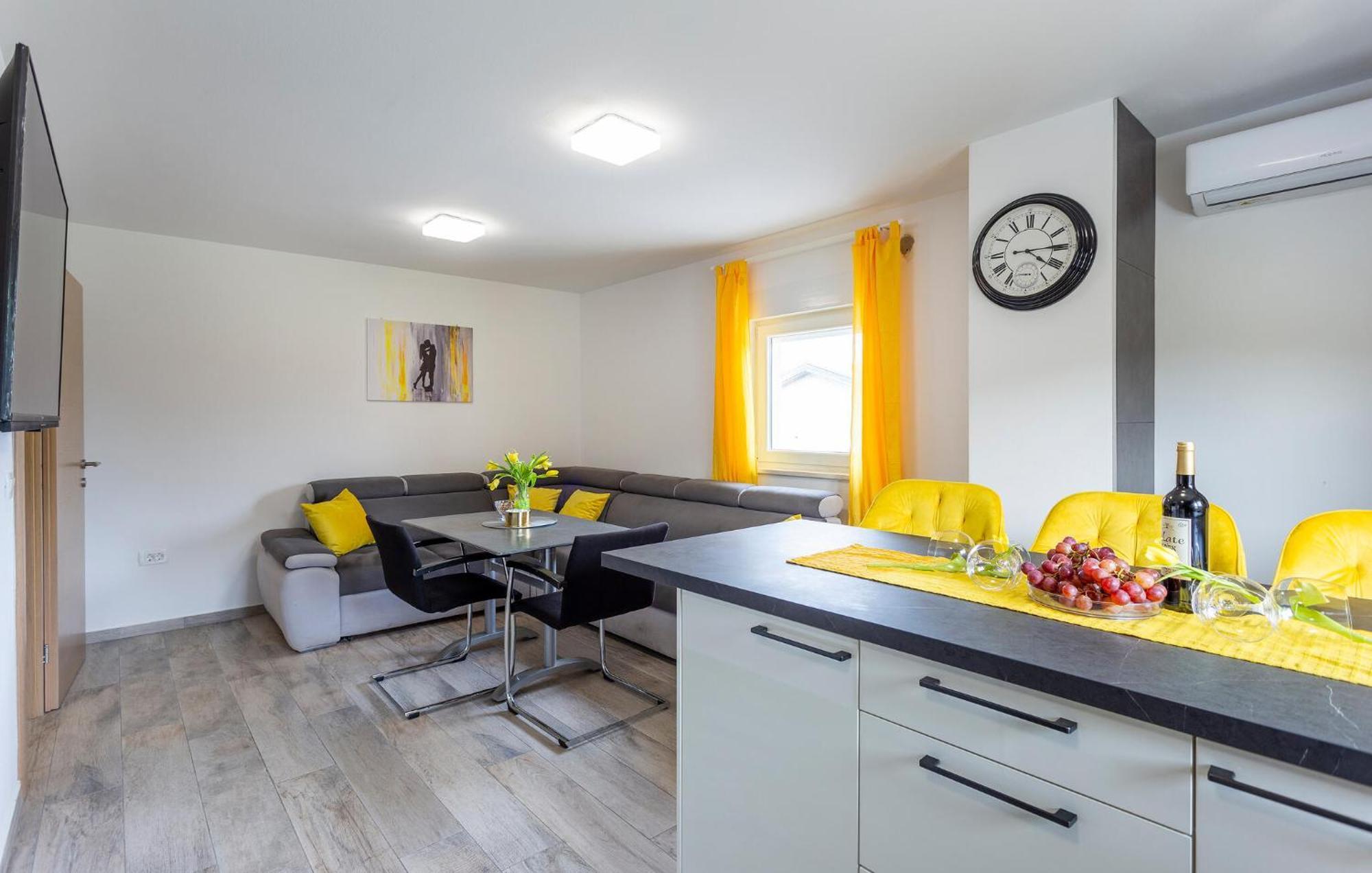 Holiday home Pet Friendly In With Wifi